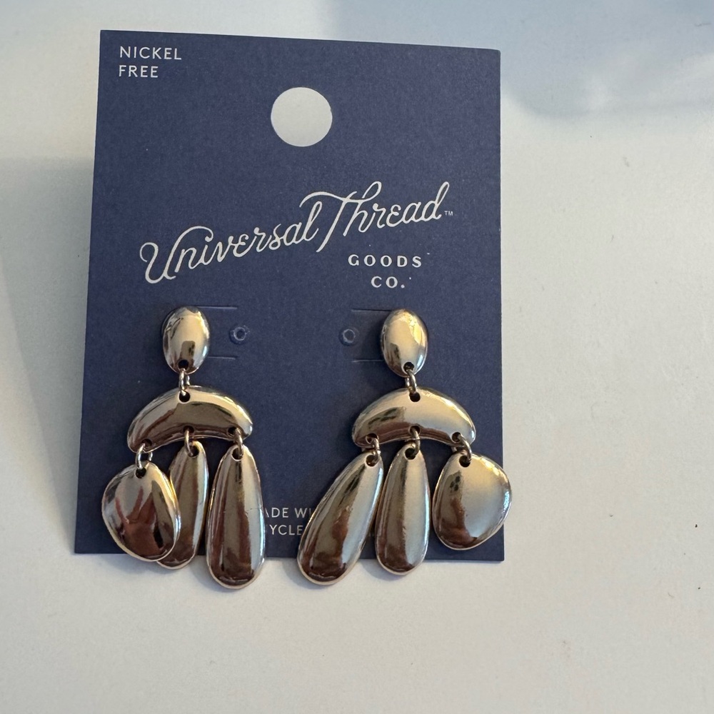 Target Universal Thread Gold Earrings